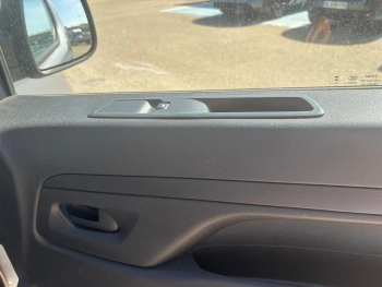 Photo 4 du bon plan TOYOTA ProAce VUL VERSO 2.0L 140 D 4D BVM COMBI PACK NAVI MC2 occasion à 37990 €