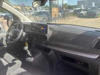 Photo 19 du bon plan TOYOTA ProAce VUL VERSO 2.0L 140 D 4D BVM COMBI PACK NAVI MC2 occasion à 37990 €