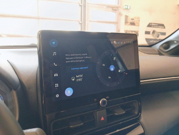 Photo 15 du bon plan TOYOTA Yaris Cross 130h Trail AWD-i MY26 occasion à 33990 €
