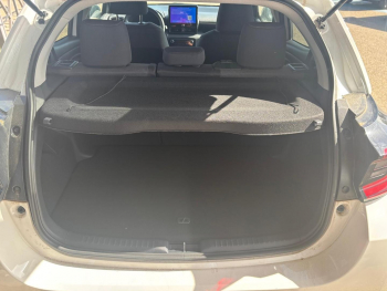 Photo 4 du bon plan TOYOTA Yaris 116h Design 5p MC24 occasion à 20990 €