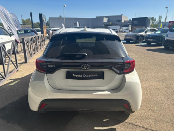 Photo 15 du bon plan TOYOTA Yaris 116h Design 5p MC24 occasion à 20990 €
