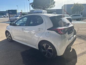 Photo 16 du bon plan TOYOTA Yaris 116h Design 5p MC24 occasion à 20990 €