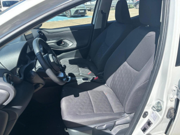 Photo 9 du bon plan TOYOTA Yaris 120 VVT-i Dynamic Business 5p MC24 occasion à 18190 €
