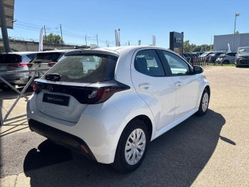 Photo 22 du bon plan TOYOTA Yaris 120 VVT-i Dynamic Business 5p MC24 occasion à 18190 €