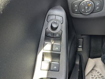 Photo 10 du bon plan FORD Puma 1.0 Flexifuel 125ch S&S mHEV Titanium occasion à 17990 €