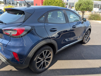 Photo 12 du bon plan FORD Puma 1.0 Flexifuel 125ch S&S mHEV Titanium occasion à 17990 €