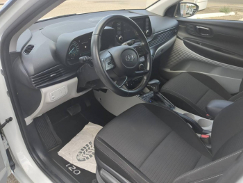 Photo 16 du bon plan HYUNDAI i20 1.0 T-GDi 100ch Hybrid Business DCT-7 occasion à 15490 €