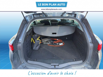 Photo 20 du bon plan RENAULT Megane Estate 1.6 E-Tech Plug-in 160ch Intens -21N occasion à 14980 €