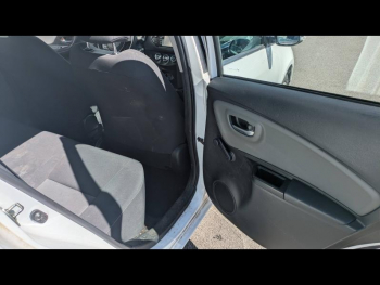 Photo 21 du bon plan TOYOTA Yaris 110 VVT-i France 5p RC18 occasion à 10790 €