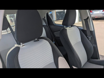 Photo 25 du bon plan TOYOTA Yaris 110 VVT-i France 5p RC18 occasion à 10790 €