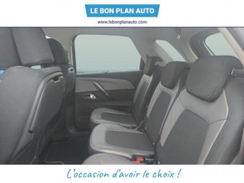 Photo 16 du bon plan CITROEN C4 Picasso PureTech 130ch Shine S&S EAT6 occasion à 8890 €