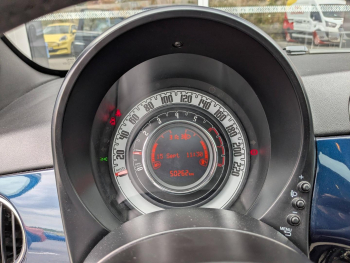 Photo 11 du bon plan FIAT 500 1.0 70ch BSG S&S Dolcevita occasion à 9990 €