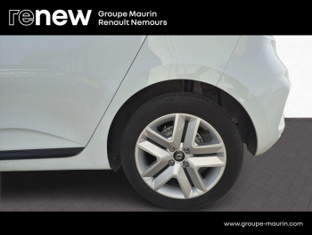 Photo 36 du bon plan RENAULT Clio 1.5 Blue dCi 100ch Evolution - 24 occasion à 15690 €