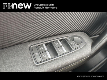 Photo 27 du bon plan RENAULT Captur 1.6 E-Tech hybride 145ch Engineered occasion à 20950 €