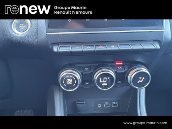 Photo 20 du bon plan RENAULT Captur 1.6 E-Tech hybride 145ch Techno occasion à 19190 €