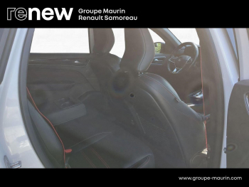 Photo 16 du bon plan RENAULT Arkana 1.6 E-Tech 145ch RS Line -21B occasion à 15900 €