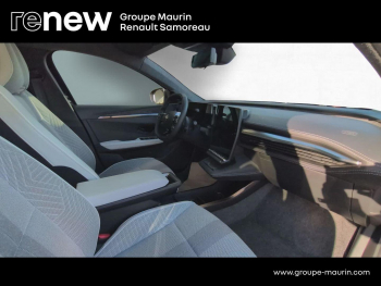 Photo 31 du bon plan RENAULT Scenic E-Tech Electric 220ch 87kWh Techno option Iconic grande autonomie -25 occasion à 39500 €