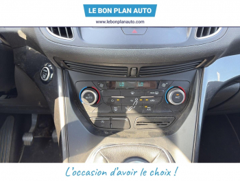 Photo 14 du bon plan FORD C-MAX 1.0 EcoBoost 125ch Stop&Start Titanium occasion à 6490 €