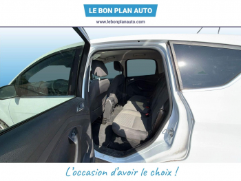 Photo 16 du bon plan FORD C-MAX 1.0 EcoBoost 125ch Stop&Start Titanium occasion à 6490 €