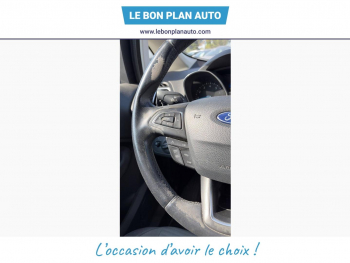 Photo 19 du bon plan FORD C-MAX 1.0 EcoBoost 125ch Stop&Start Titanium occasion à 6490 €