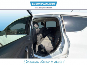 Photo 29 du bon plan FORD C-MAX 1.0 EcoBoost 125ch Stop&Start Titanium occasion à 6490 €