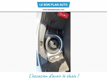 Photo 31 du bon plan FORD C-MAX 1.0 EcoBoost 125ch Stop&Start Titanium occasion à 6490 €