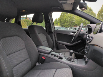 Photo 14 du bon plan MERCEDES-BENZ Classe B 180 d 109ch Inspiration occasion à 14390 €