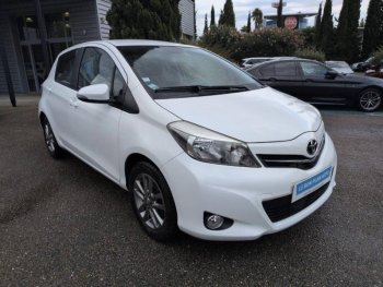 Photo 2 du bon plan TOYOTA Yaris 100 VVT-i Dynamic 5p occasion à 9280 €