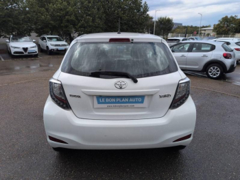 Photo 8 du bon plan TOYOTA Yaris 100 VVT-i Dynamic 5p occasion à 9280 €