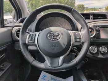 Photo 20 du bon plan TOYOTA Yaris 100 VVT-i Dynamic 5p occasion à 9280 €