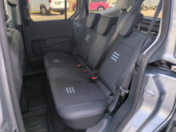 Photo 16 du bon plan FORD Tourneo Courier 1.0 EcoBoost 125ch S&S Active occasion à 25990 €
