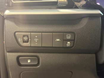 Photo 10 du bon plan KIA Niro 1.6 GDi 105ch ISG + électrique 43.5ch Active DCT6 occasion à 13490 €