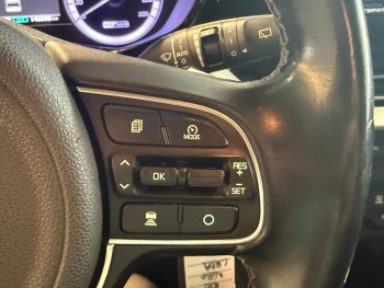 Photo 12 du bon plan KIA Niro 1.6 GDi 105ch ISG + électrique 43.5ch Active DCT6 occasion à 13490 €
