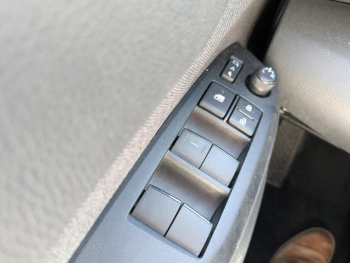 Photo 14 du bon plan TOYOTA Yaris Cross 116h Dynamic MC24 occasion à 22987 €