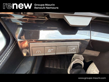 Photo 24 du bon plan RENAULT Austral 1.2 E-Tech full hybrid 200ch Techno occasion à 24290 €