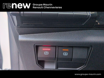 Photo 20 du bon plan RENAULT Austral 1.2 E-Tech full hybrid 200ch Techno occasion à 27999 €