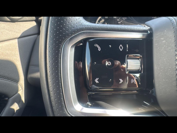 Photo 18 du bon plan LAND-ROVER Evoque 2.0 P 200ch Flex Fuel R-Dynamic SE AWD BVA Mark III occasion à 47990 €