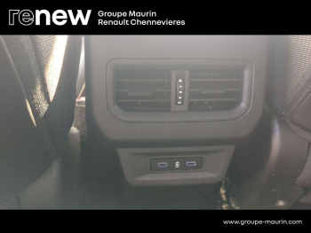 Photo 12 du bon plan RENAULT Austral 1.2 E-Tech full hybrid 200ch Iconic occasion à 26990 €