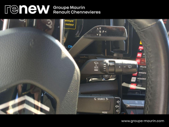 Photo 19 du bon plan RENAULT Austral 1.2 E-Tech full hybrid 200ch Iconic occasion à 26990 €