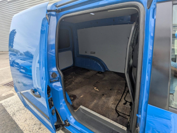 Photo 9 du bon plan VOLKSWAGEN Caddy Van VUL 2.0 TDI 102ch Business Line occasion à 12953 €
