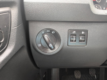 Photo 16 du bon plan VOLKSWAGEN Caddy Van VUL 2.0 TDI 102ch Business Line occasion à 12953 €