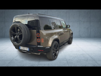 Photo 8 du bon plan LAND-ROVER Defender 110 2.0 P300e X-Dynamic HSE occasion à 121900 €