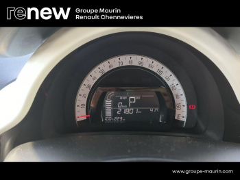 Photo 19 du bon plan RENAULT Twingo E-Tech Electric Equilibre R80 Achat Intégral occasion à 13490 €