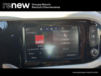 Photo 20 du bon plan RENAULT Twingo E-Tech Electric Equilibre R80 Achat Intégral occasion à 13490 €