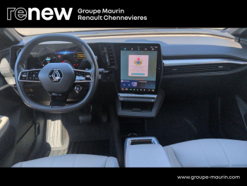 Photo 18 du bon plan RENAULT Megane E-Tech Electric EV60 220ch Iconic optimum charge -C occasion à 25999 €