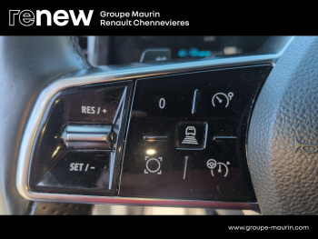 Photo 23 du bon plan RENAULT Megane E-Tech Electric EV60 220ch Iconic optimum charge -C occasion à 25999 €