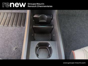 Photo 31 du bon plan RENAULT Megane E-Tech Electric EV60 220ch Iconic optimum charge -C occasion à 25999 €