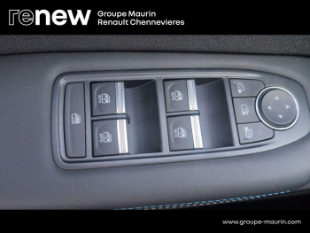 Photo 15 du bon plan RENAULT Captur 1.6 E-Tech full hybrid 145ch esprit Alpine occasion à 29999 €