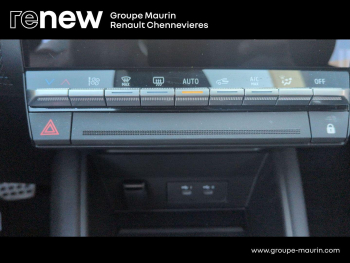Photo 22 du bon plan RENAULT Captur 1.6 E-Tech full hybrid 145ch esprit Alpine occasion à 29999 €