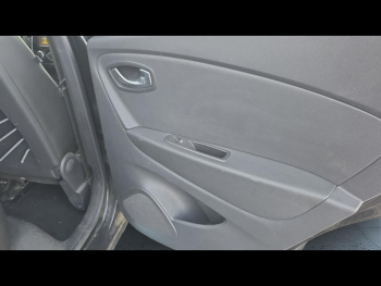 Photo 16 du bon plan RENAULT Captur 1.3 TCe 130ch FAP Intens occasion à 10900 €